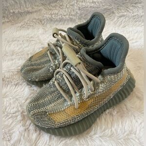 Adidas YEEZY 350 V2 Boost Baby Toddler Sneakers